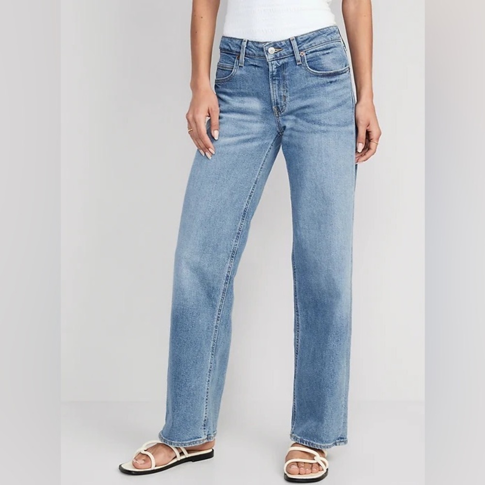 Old Navy Mid Rise Boyfriend Jean 6 Light Blue Straight Leg